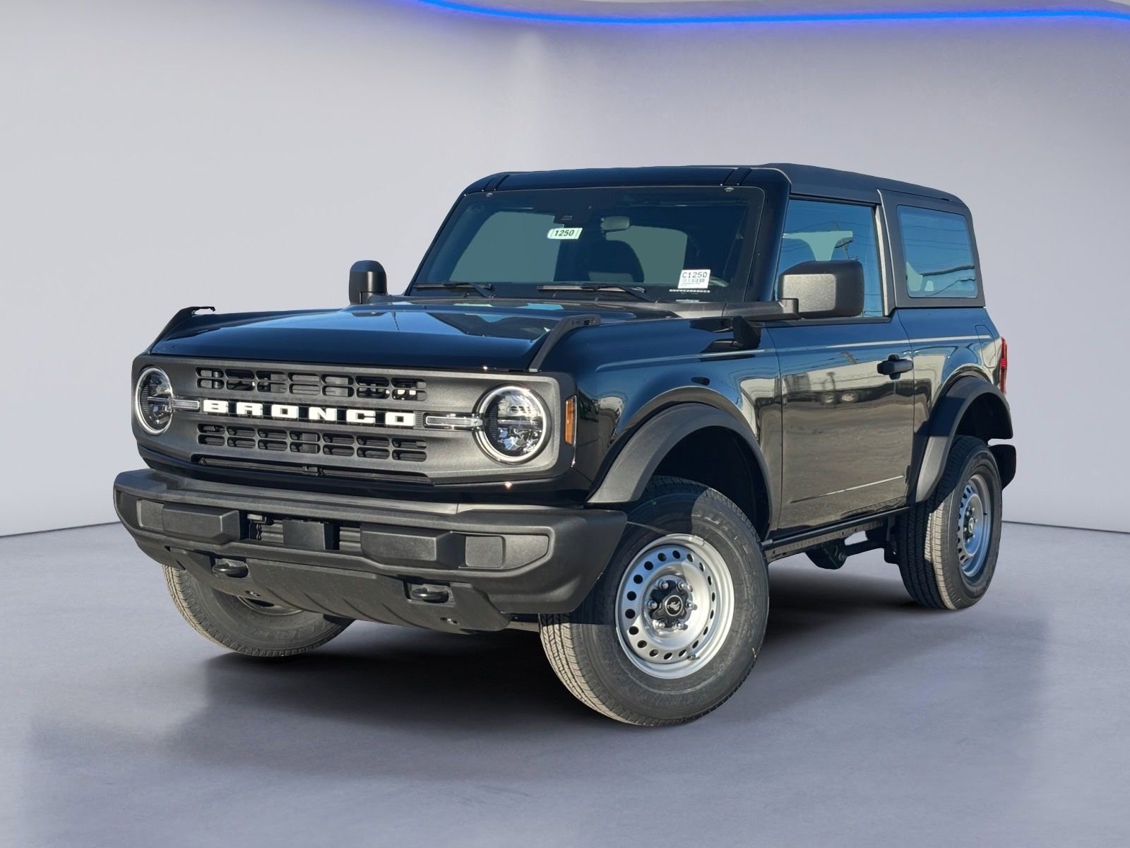 New 2025 Ford Bronco 2-Door AWD/4WD image 2