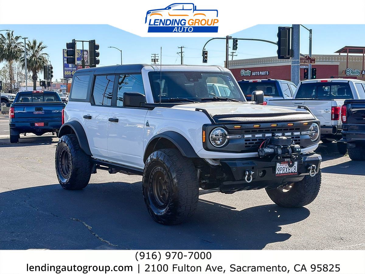 Used 2022 Ford Bronco Black Diamond image 5
