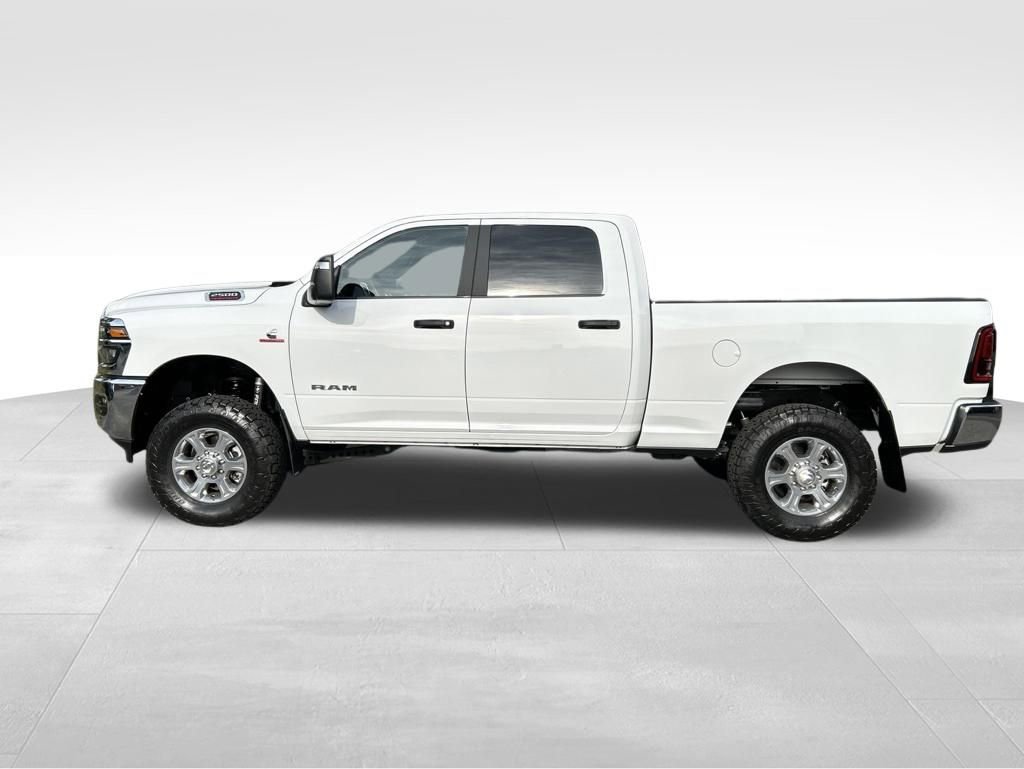 Used 2025 RAM 2500 Big Horn AWD/4WD image 2