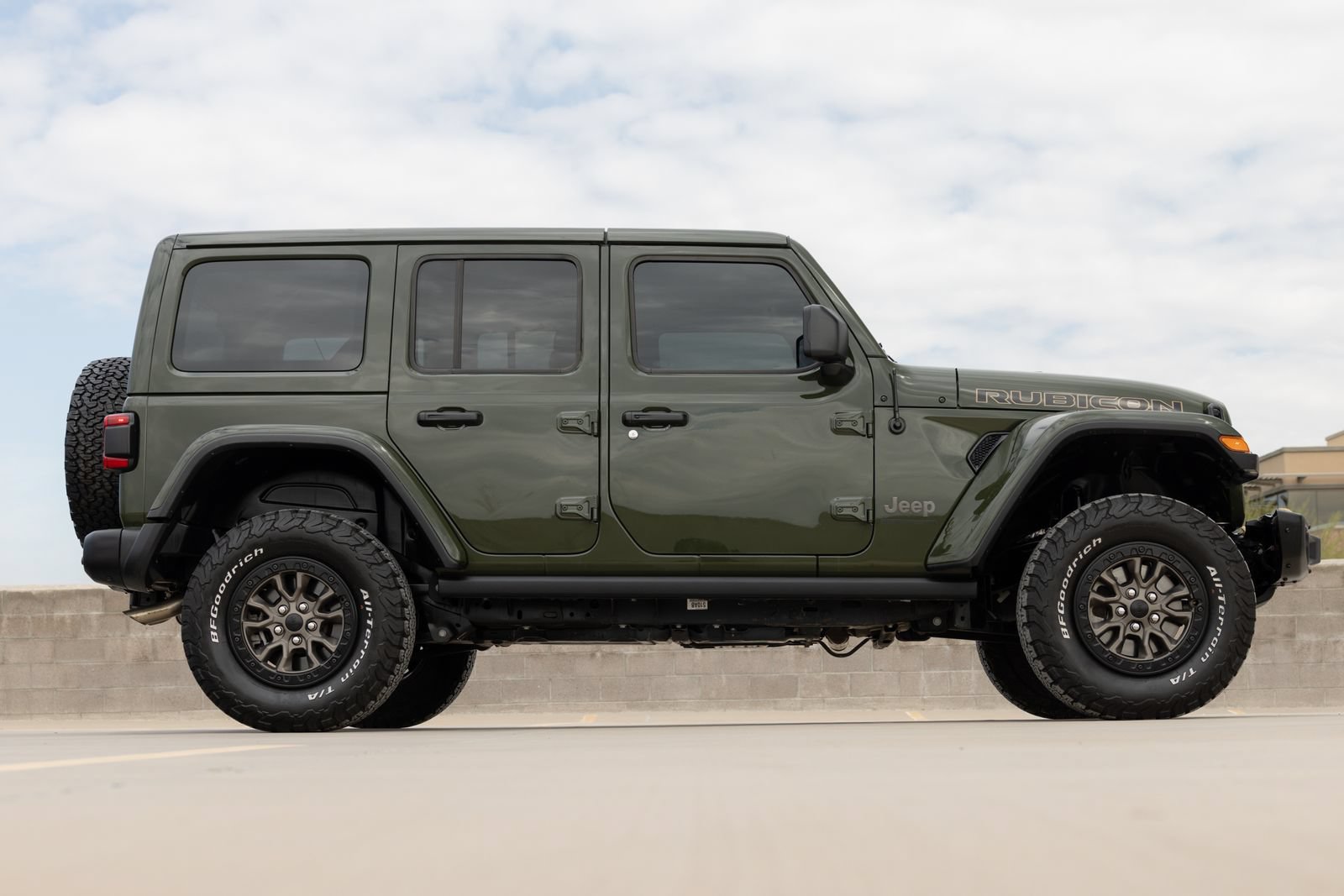 Used 2023 Jeep Wrangler Unlimited Rubicon 392 w/ Dual Top Group AWD/4WD image 50