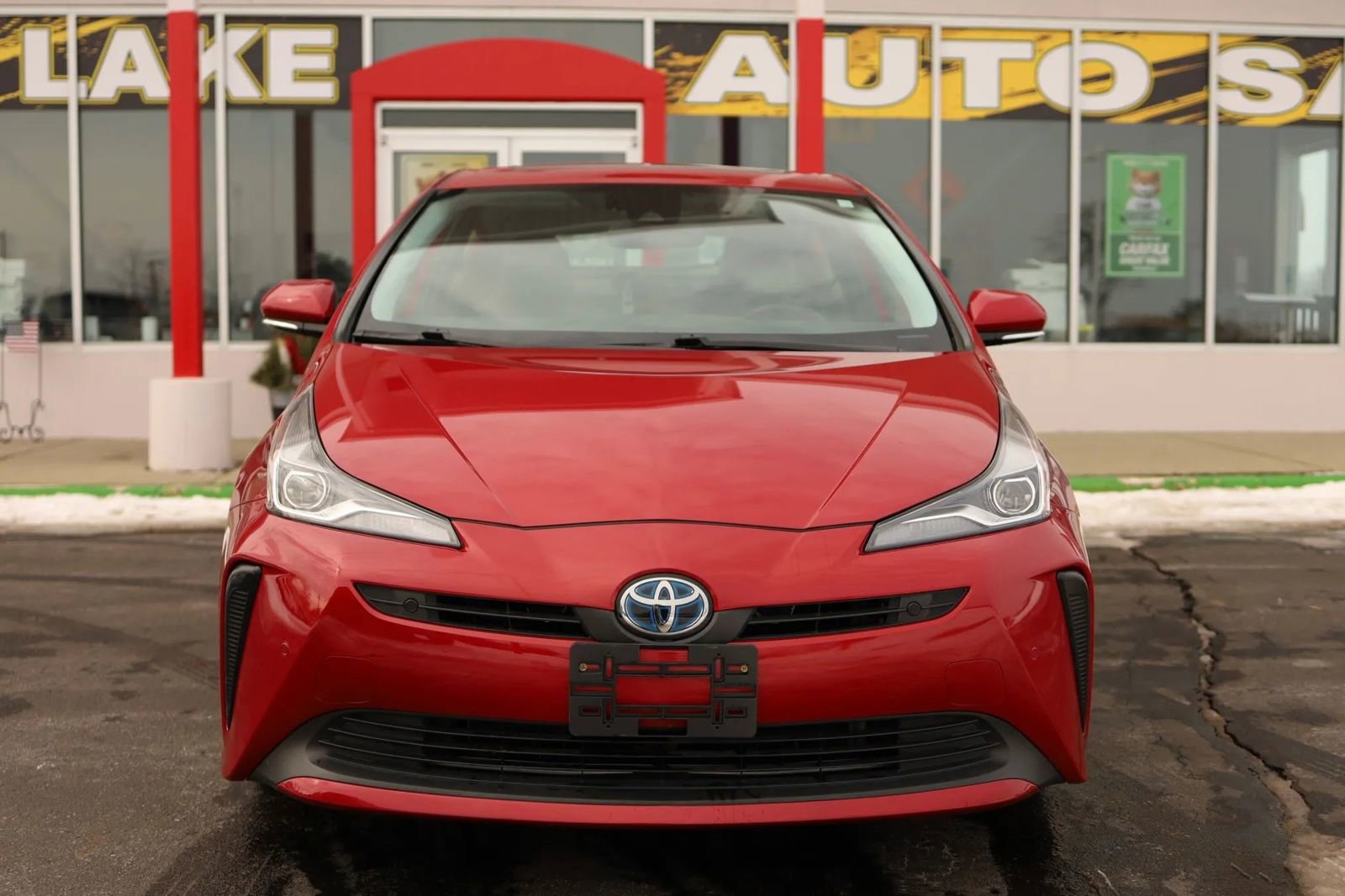 Used 2019 Toyota Prius Limited w/ Premium Convenience Package image 2