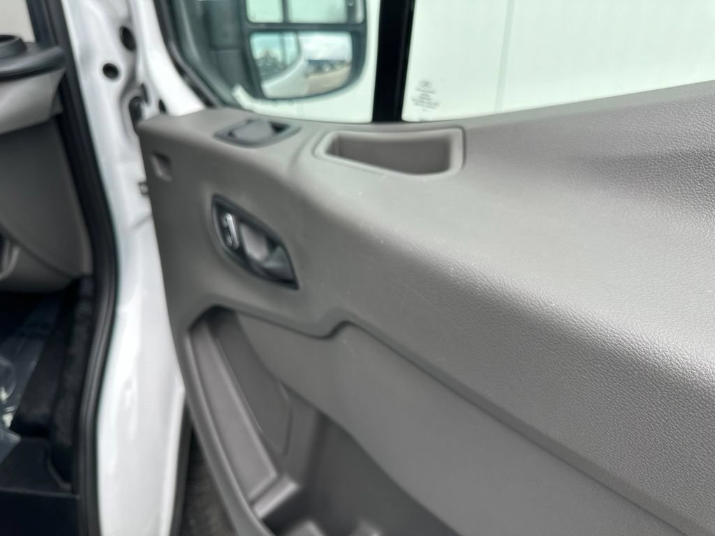 Certified 2025 Ford Transit 250 Low Roof w/ Exterior Upgrade Package RWD image 20