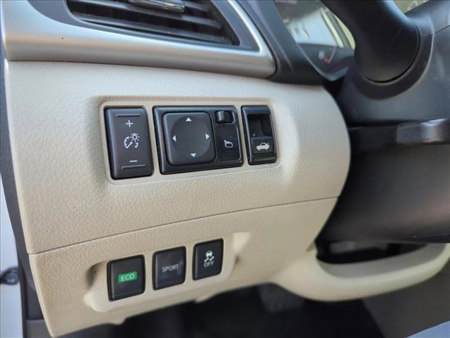 Used 2017 Nissan Sentra S image 23