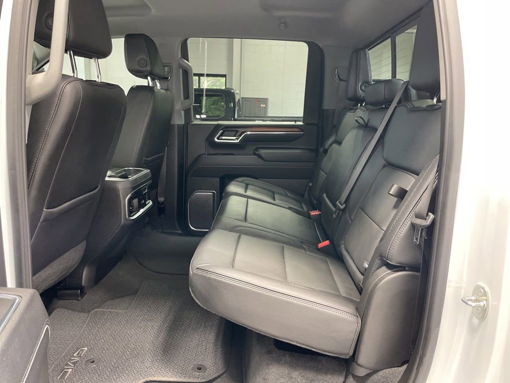 Used 2024 GMC Sierra 3500 Denali image 20