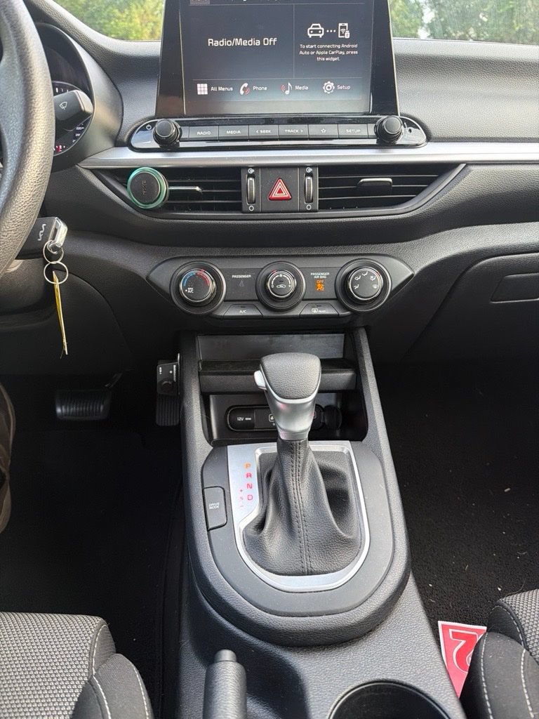 Certified 2024 Kia Forte LXS FWD image 15