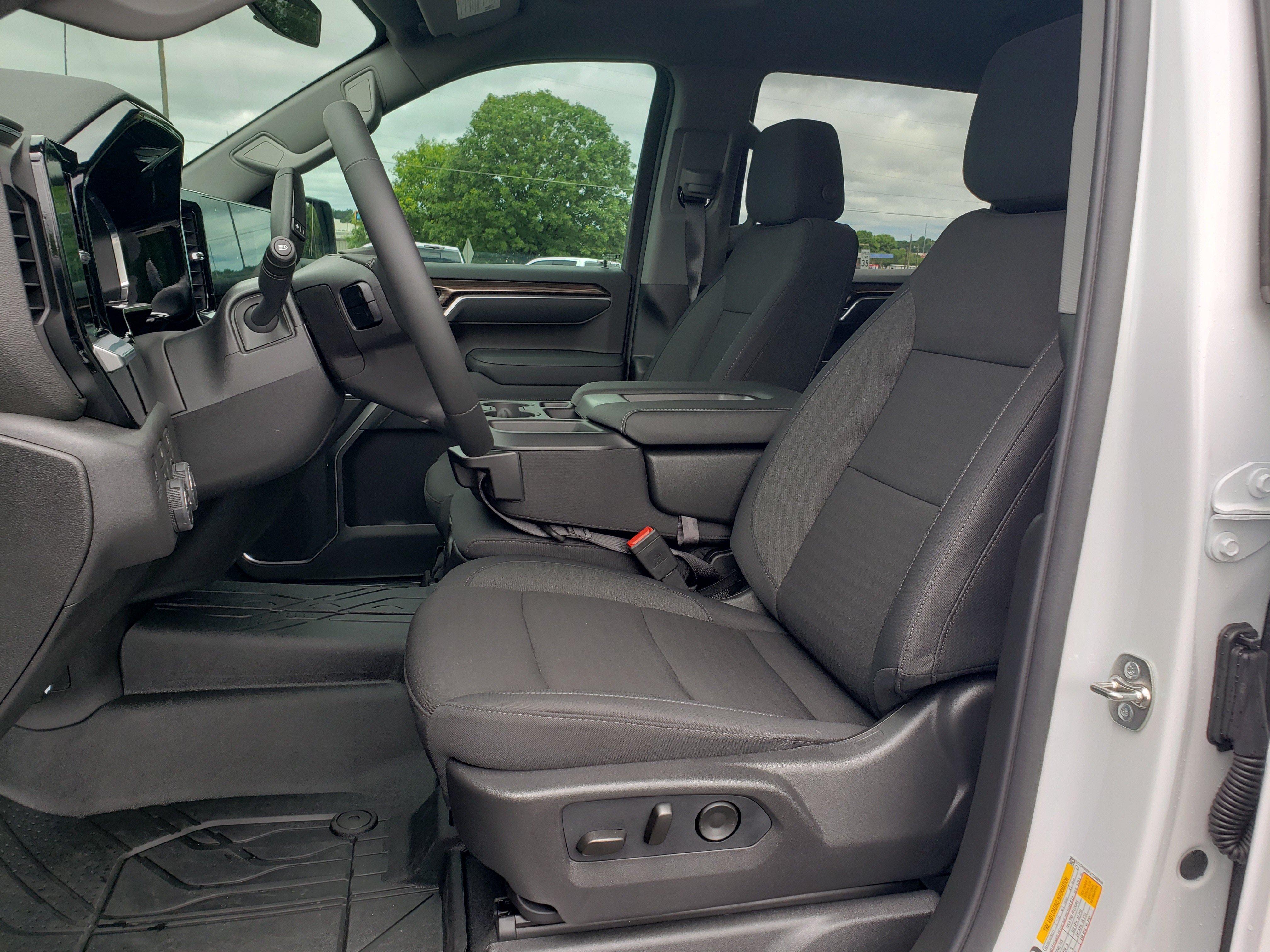 New 2026 Chevrolet Silverado 1500 RST w/ RST Select Package AWD/4WD image 30