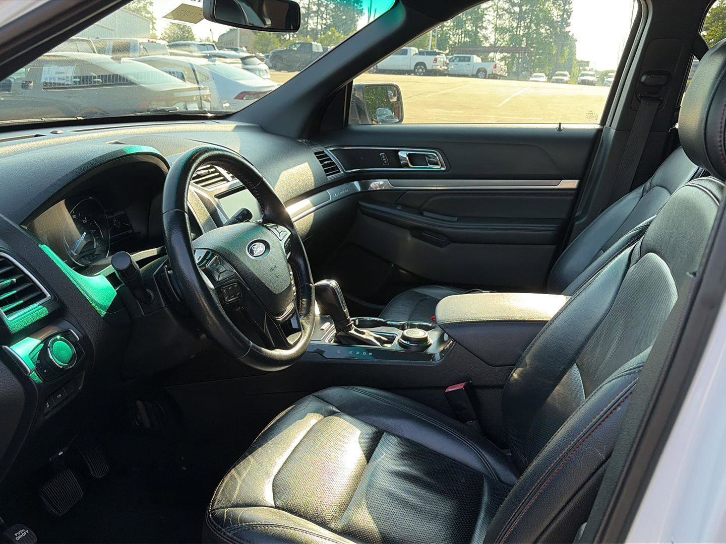 Used 2016 Ford Explorer Sport AWD/4WD image 5