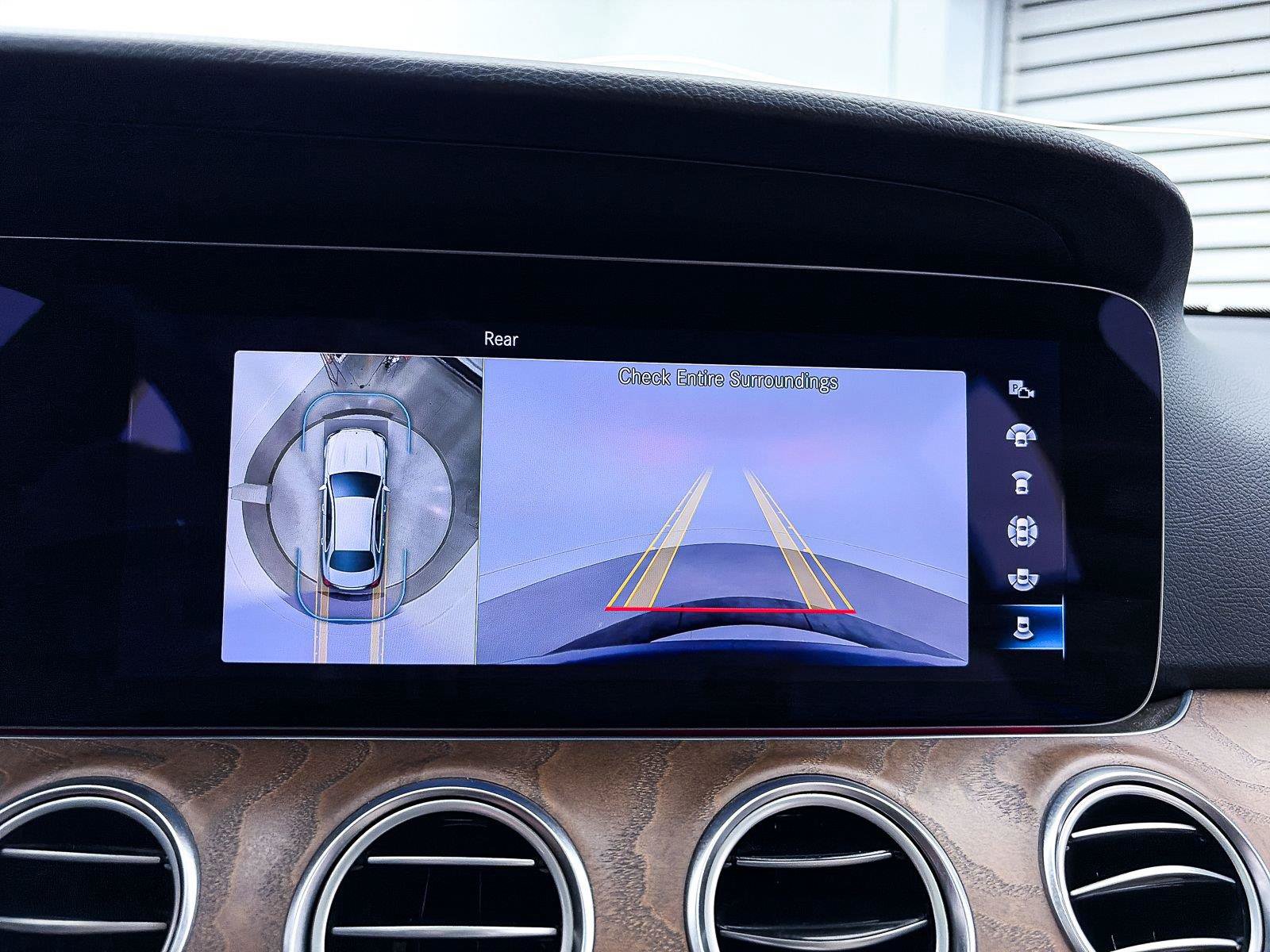 Used 2022 Mercedes-Benz E 350 Sedan image 8