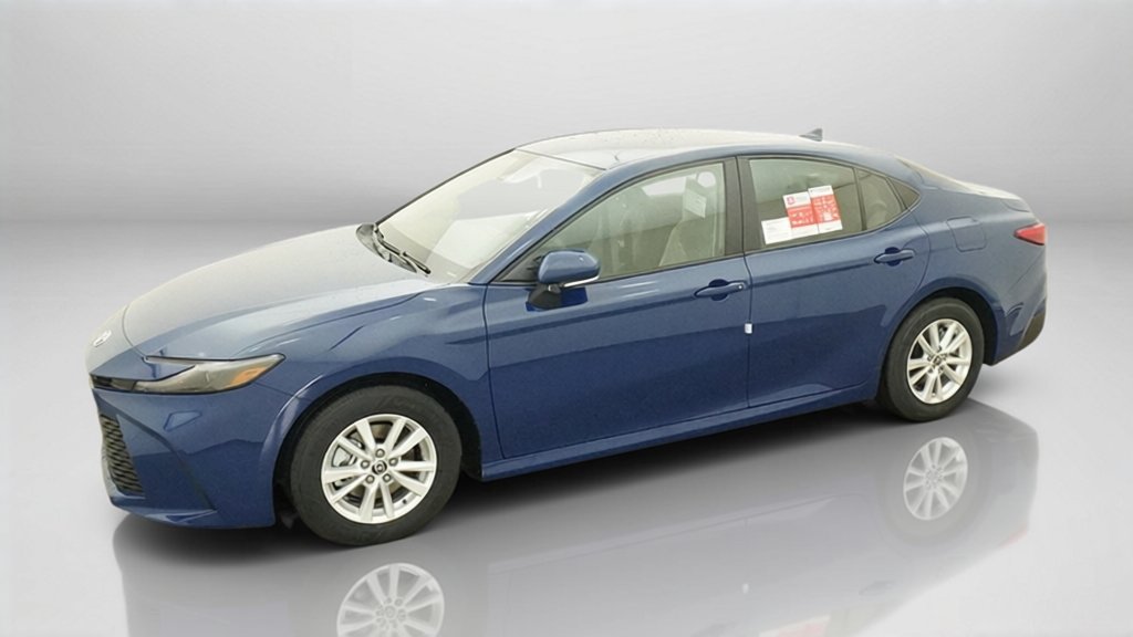 New 2026 Toyota Camry LE FWD image 3