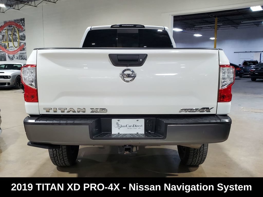 Used 2019 Nissan Titan PRO-4X AWD/4WD image 10
