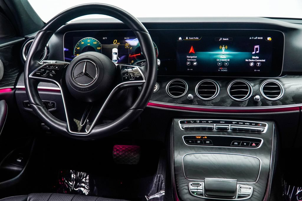 Used 2023 Mercedes-Benz E 350 Sedan image 16