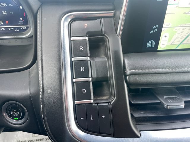 Used 2023 Chevrolet Tahoe LT w/ Luxury Package AWD/4WD image 17