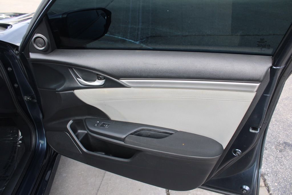 Used 2019 Honda Civic EX image 19