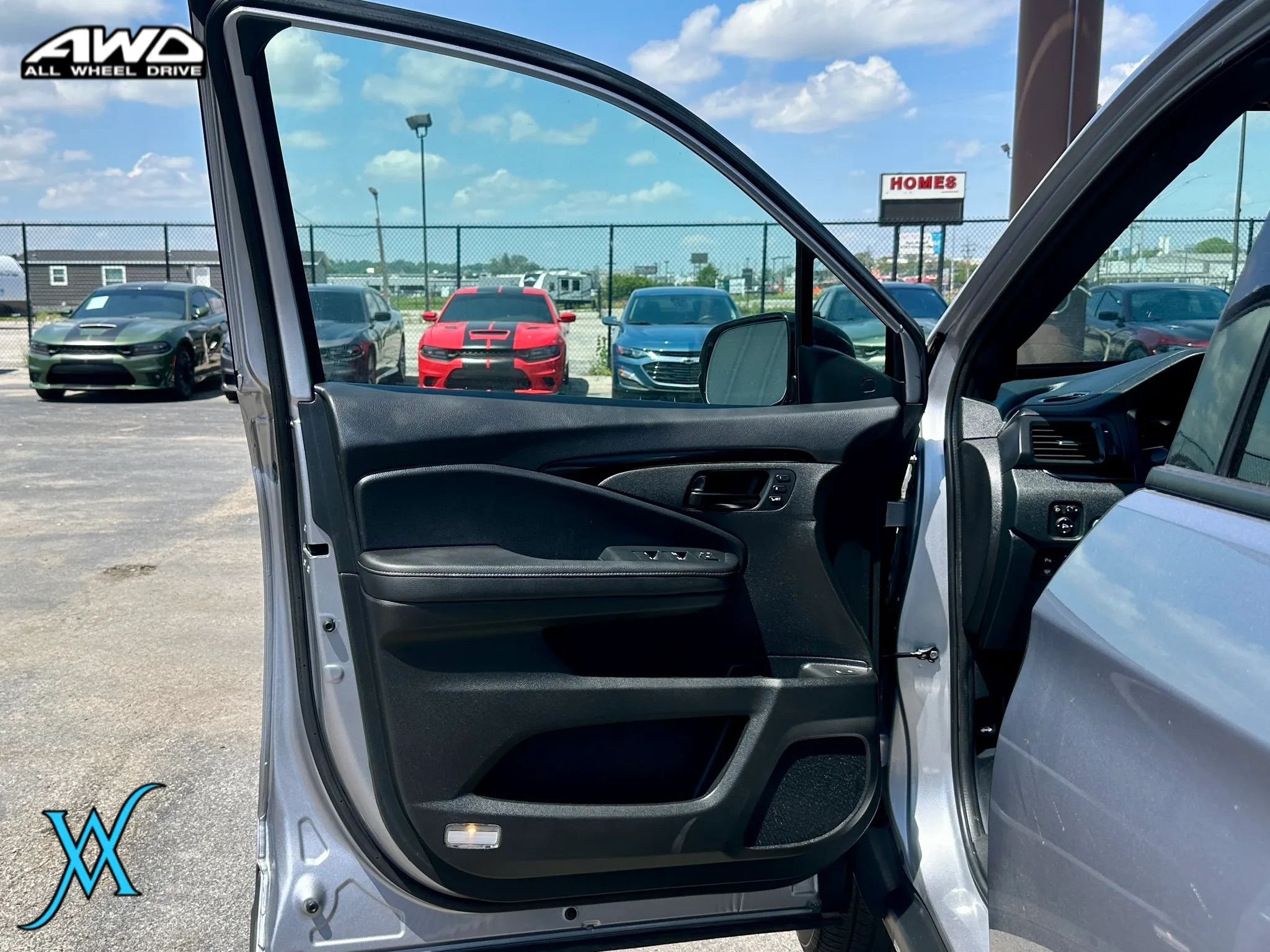 Used 2023 Honda Passport Elite image 12