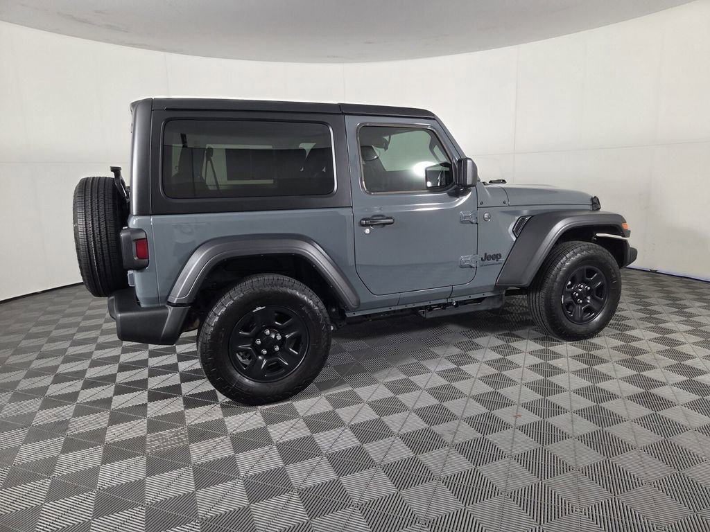 Used 2026 Jeep Wrangler Sport AWD/4WD image 5