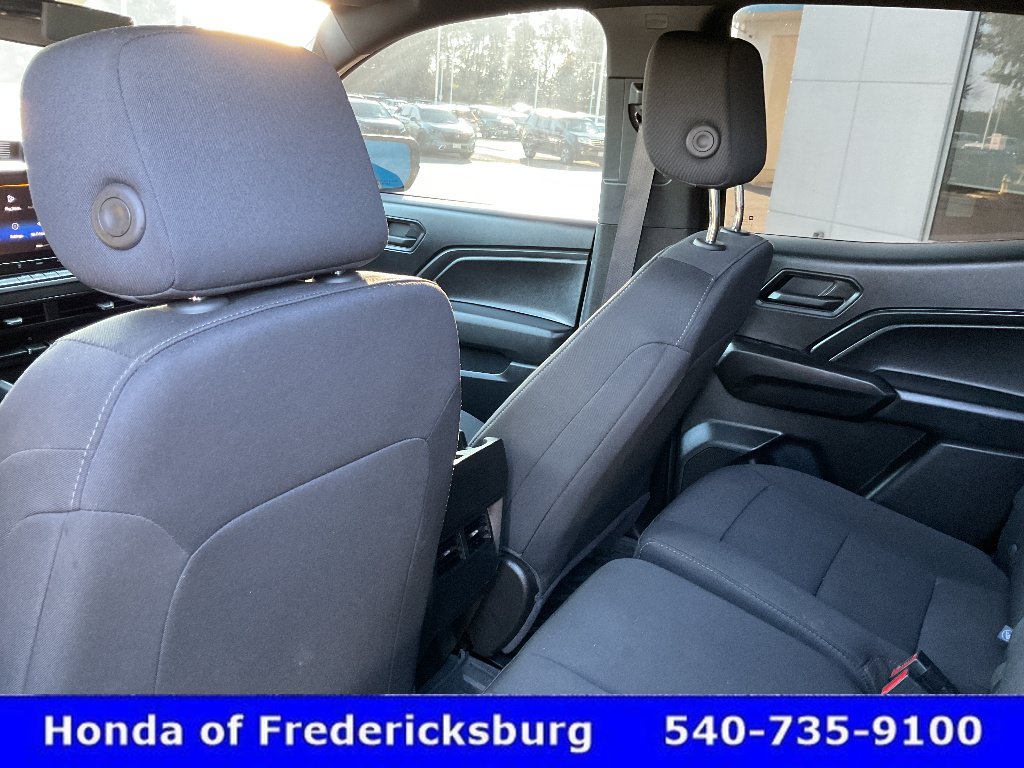 Used 2024 Chevrolet Colorado Trail Boss AWD/4WD image 23