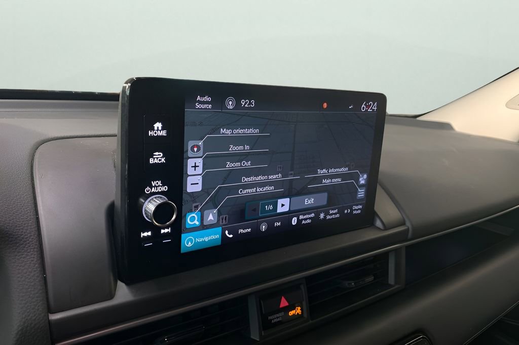 Used 2024 Honda Pilot Touring image 23