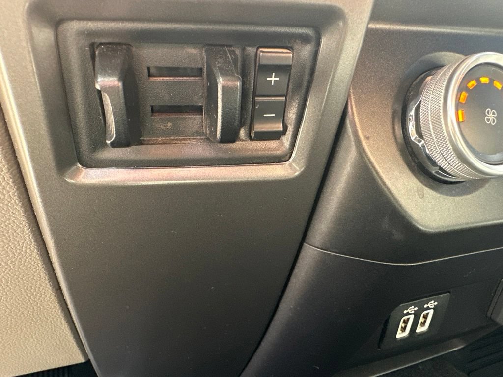 Used 2019 Ford F250 XLT w/ XLT Value Package AWD/4WD image 38