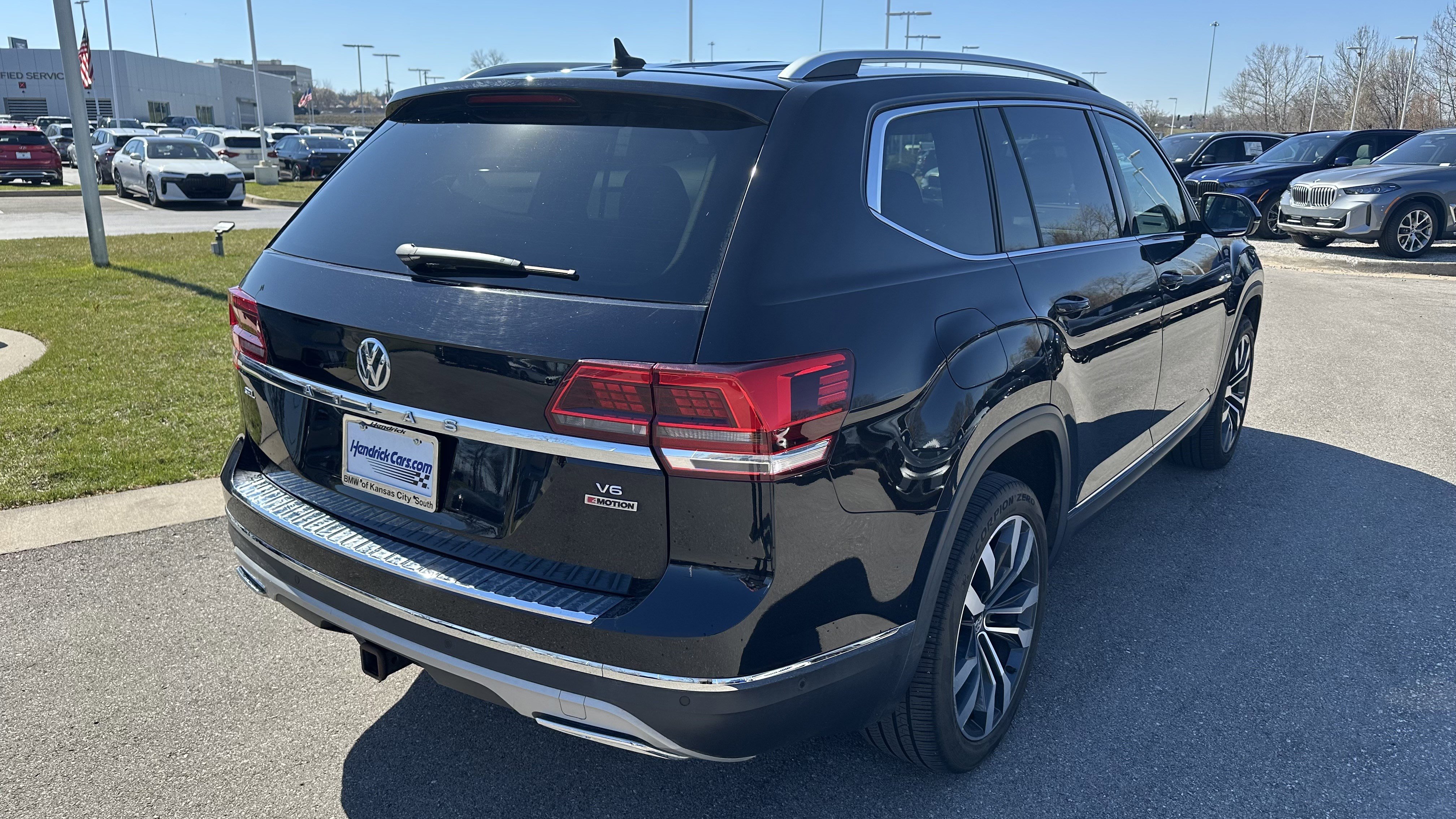 Used 2019 Volkswagen Atlas SEL Premium image 10