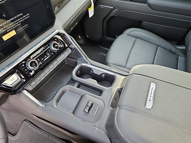 Used 2025 GMC Sierra 2500 Denali w/ Denali Reserve Package image 20