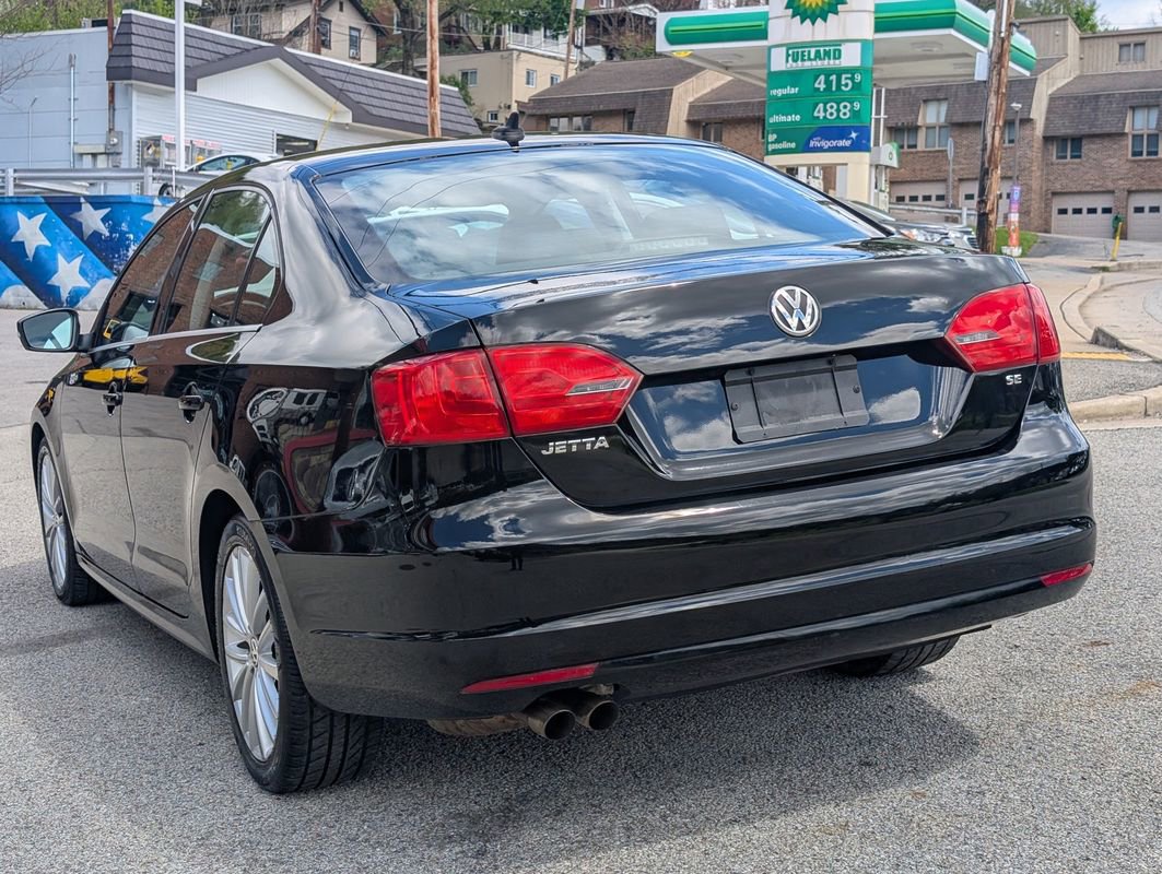 Used 2013 Volkswagen Jetta SEL FWD image 10