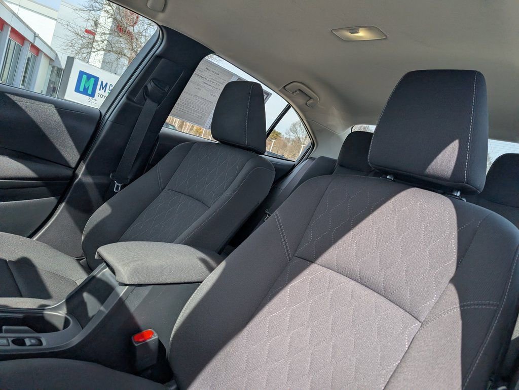 Used 2024 Toyota Corolla LE image 16