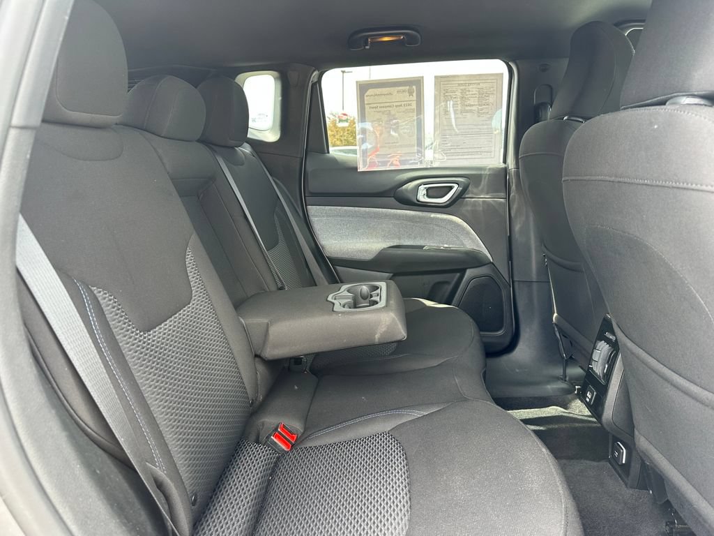 Used 2023 Jeep Compass Sport AWD/4WD image 16