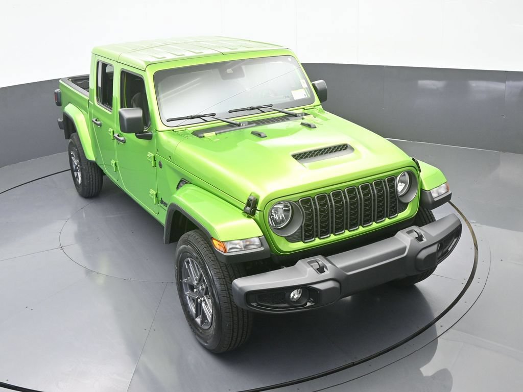 Used 2025 Jeep Gladiator Sport AWD/4WD image 49