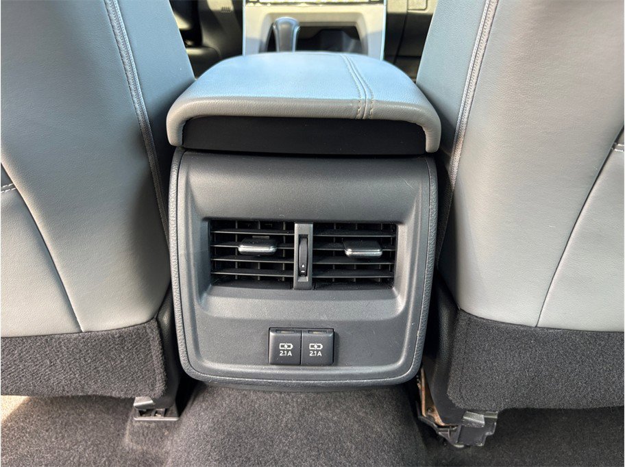 Used 2020 Toyota Avalon XSE FWD image 39