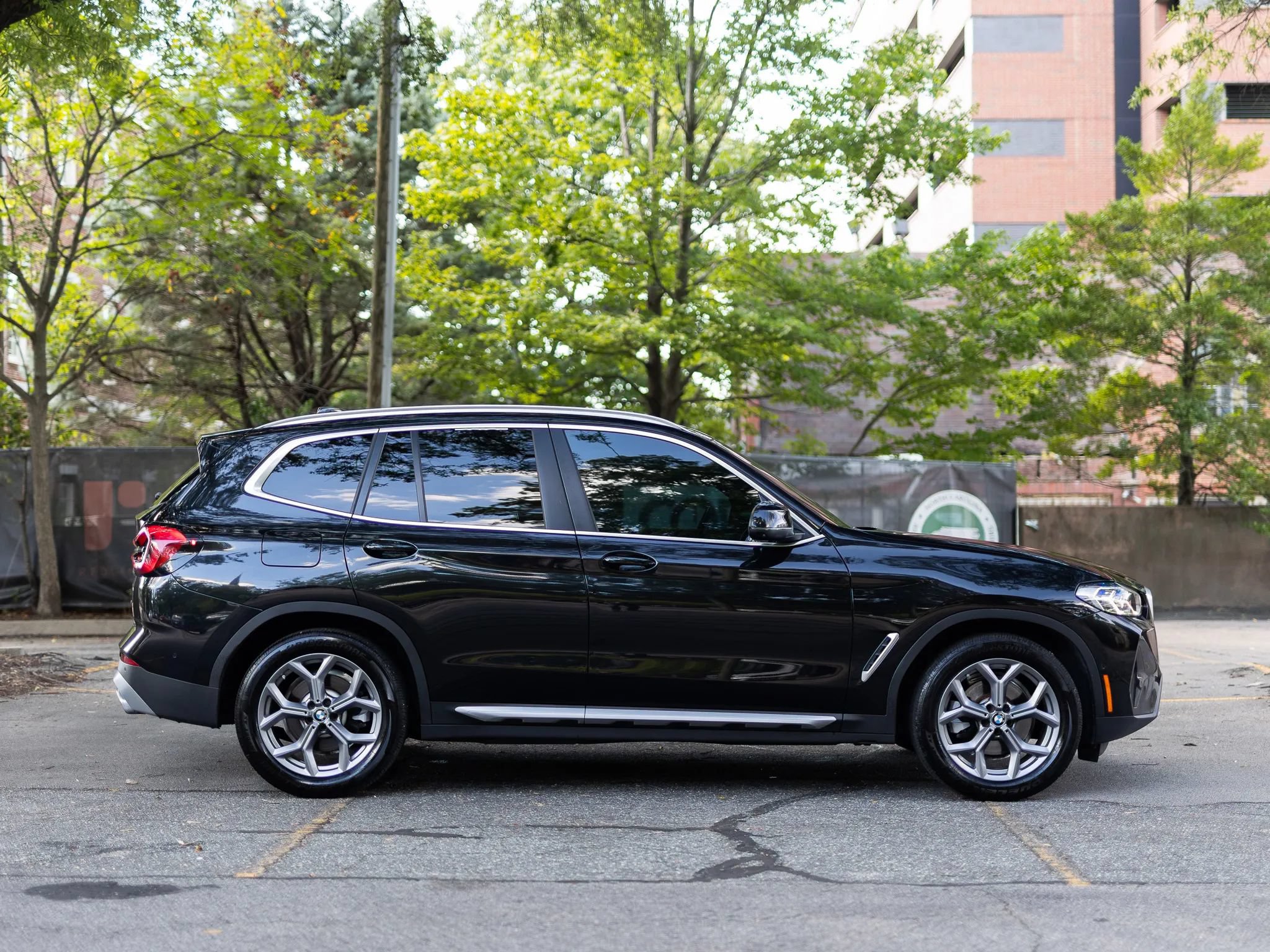 Used 2024 BMW X3 sDrive30i w/ Convenience Package RWD image 7