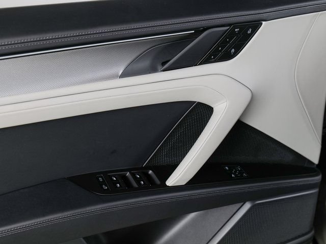 New 2026 Porsche Cayenne Electric AWD/4WD image 29