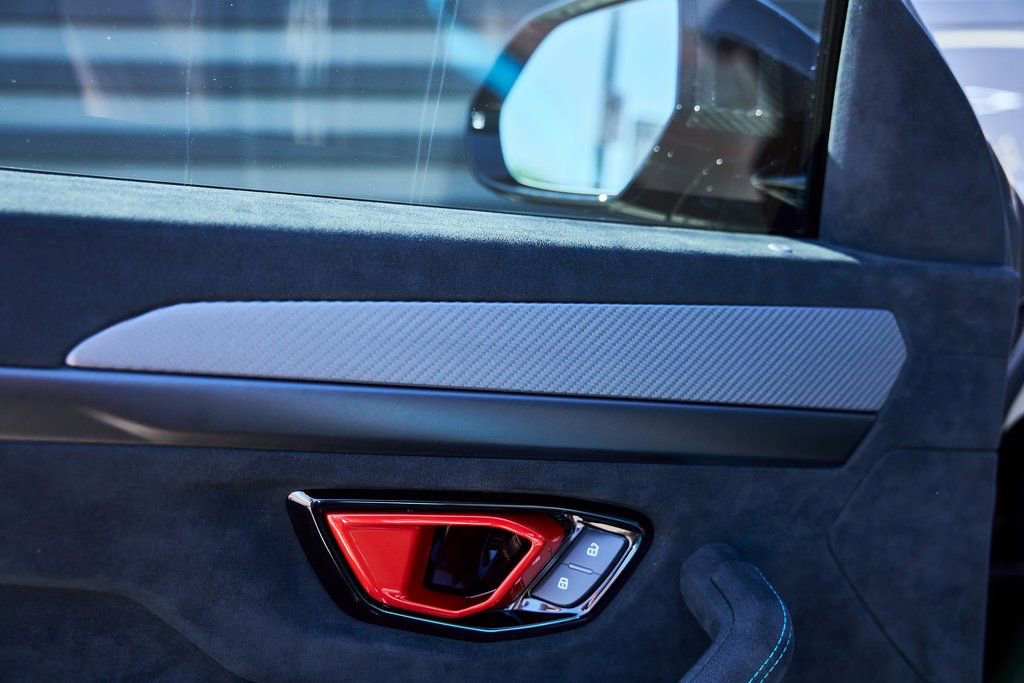 Used 2024 Lamborghini Urus Performante image 42