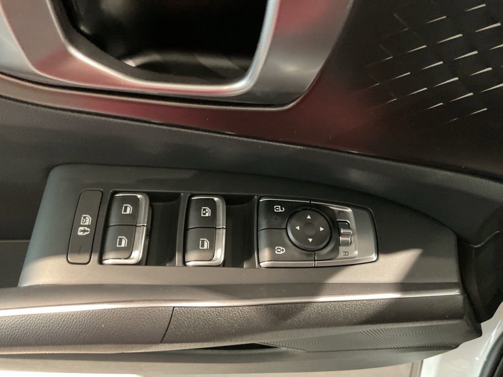 New 2025 Kia Sorento EX image 10