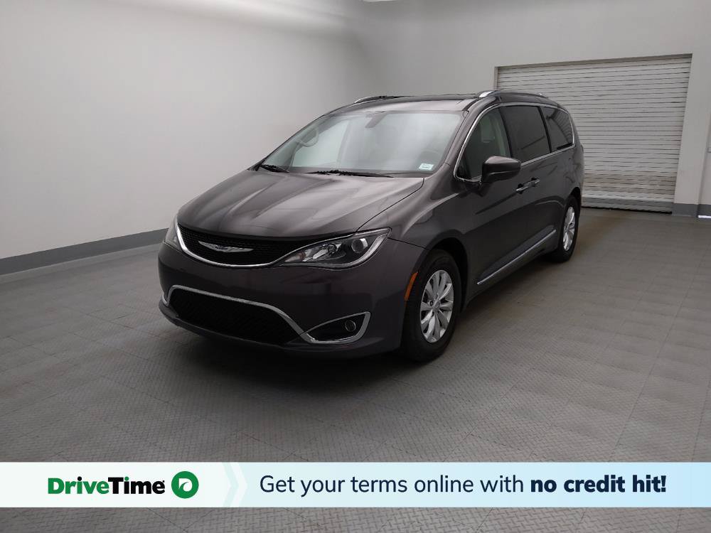 Used 2019 Chrysler Pacifica Touring-L