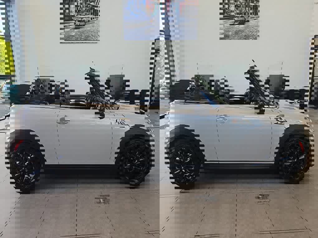 Used 2014 MINI Cooper S FWD image 32