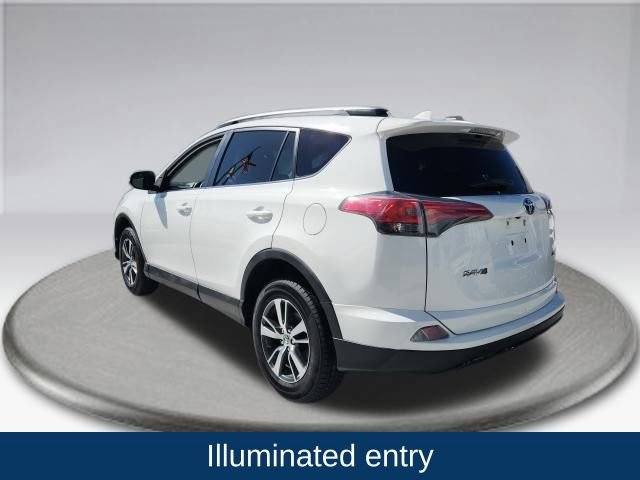 Used 2018 Toyota RAV4 XLE image 14