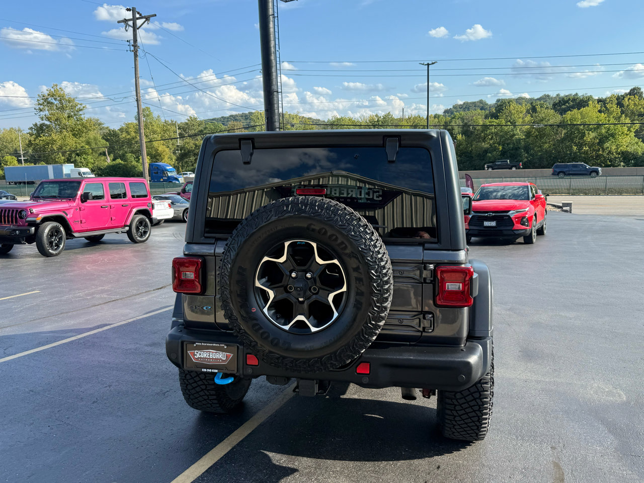 Used 2022 Jeep Wrangler Unlimited Rubicon 4xe w/ Dual Top Group image 4