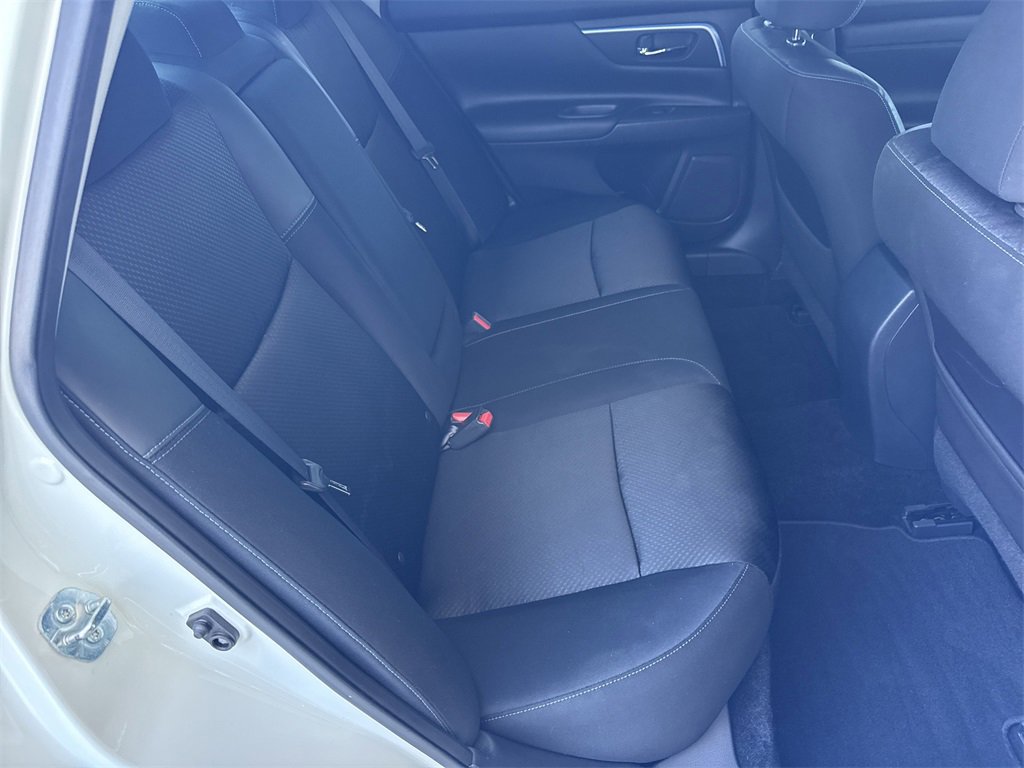 Used 2017 Nissan Altima 2.5 SR w/ Midnight Edition Package image 32
