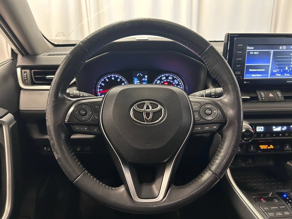 Used 2020 Toyota RAV4 XLE Premium AWD/4WD image 9