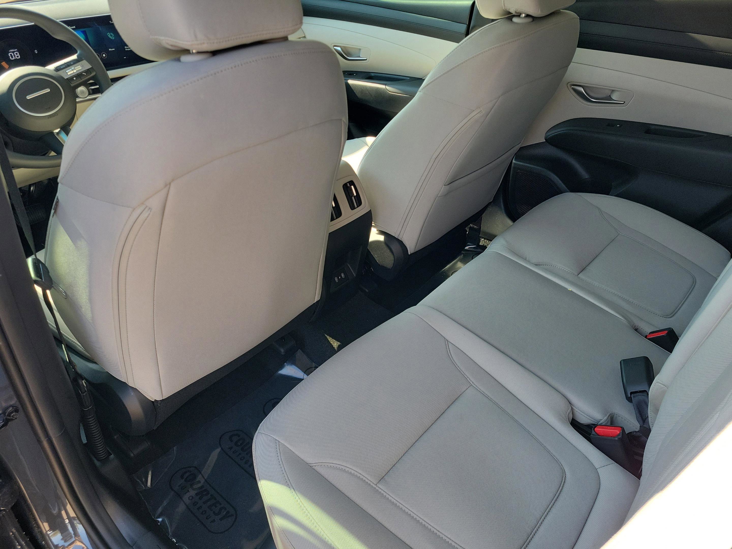 New 2026 Hyundai Tucson SEL image 12