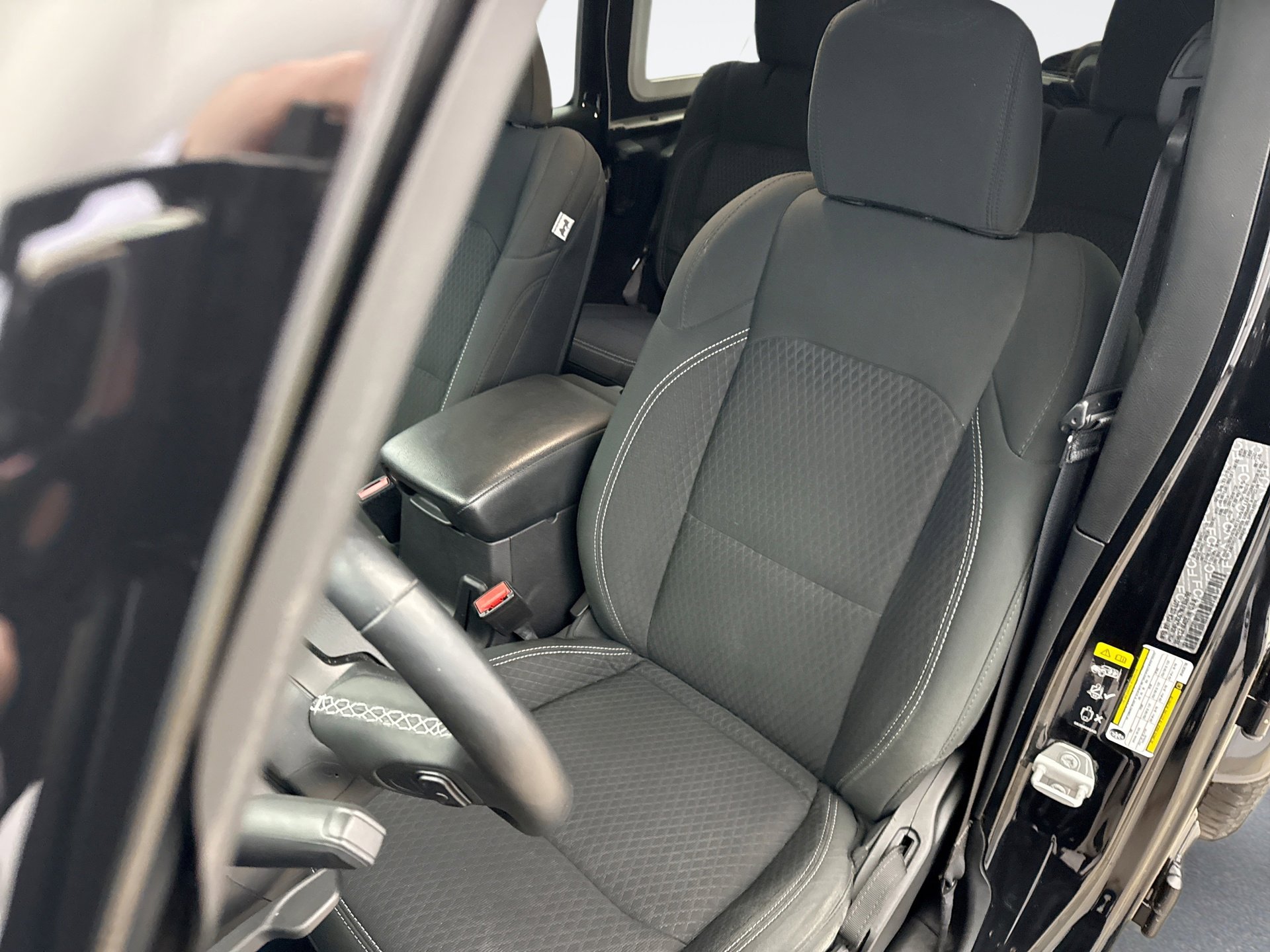 Used 2021 Jeep Wrangler Unlimited Sport image 11