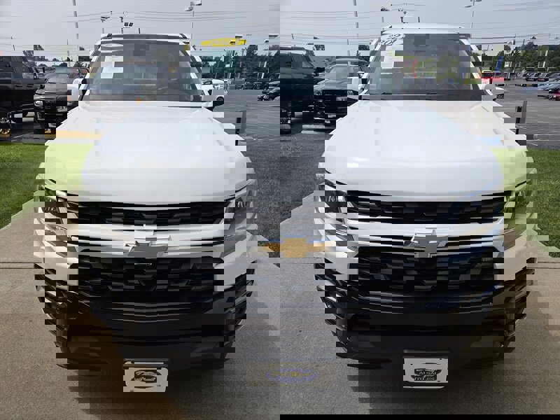 Used 2021 Chevrolet Colorado LT w/ Fleet Safety Package image 8