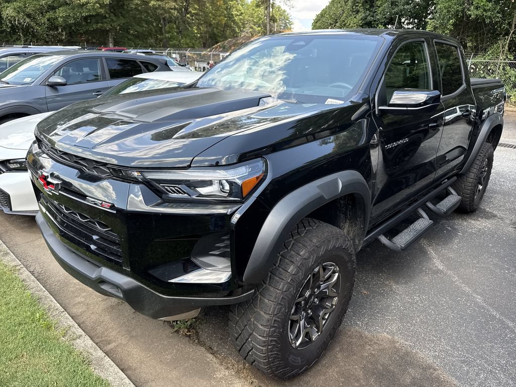 Used 2024 Chevrolet Colorado ZR2 w/ ZR2 Convenience Package III AWD/4WD image 7