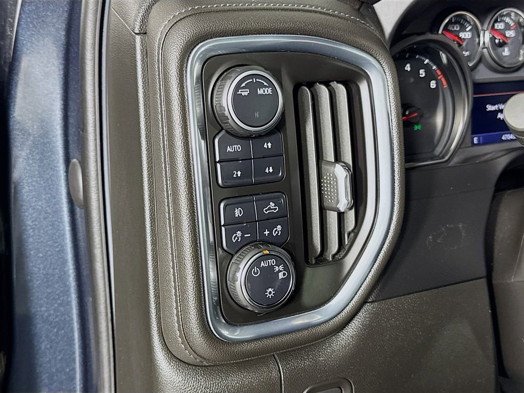 Used 2022 Chevrolet Silverado 1500 RST image 16