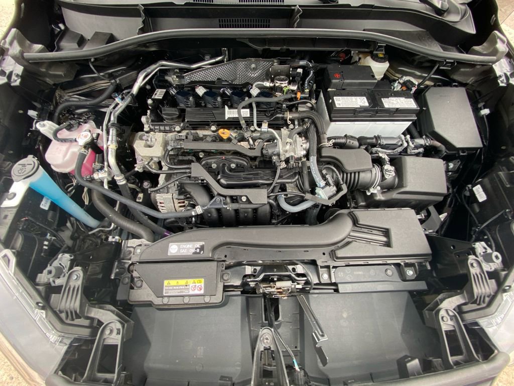Used 2024 Toyota Corolla Cross L FWD image 29