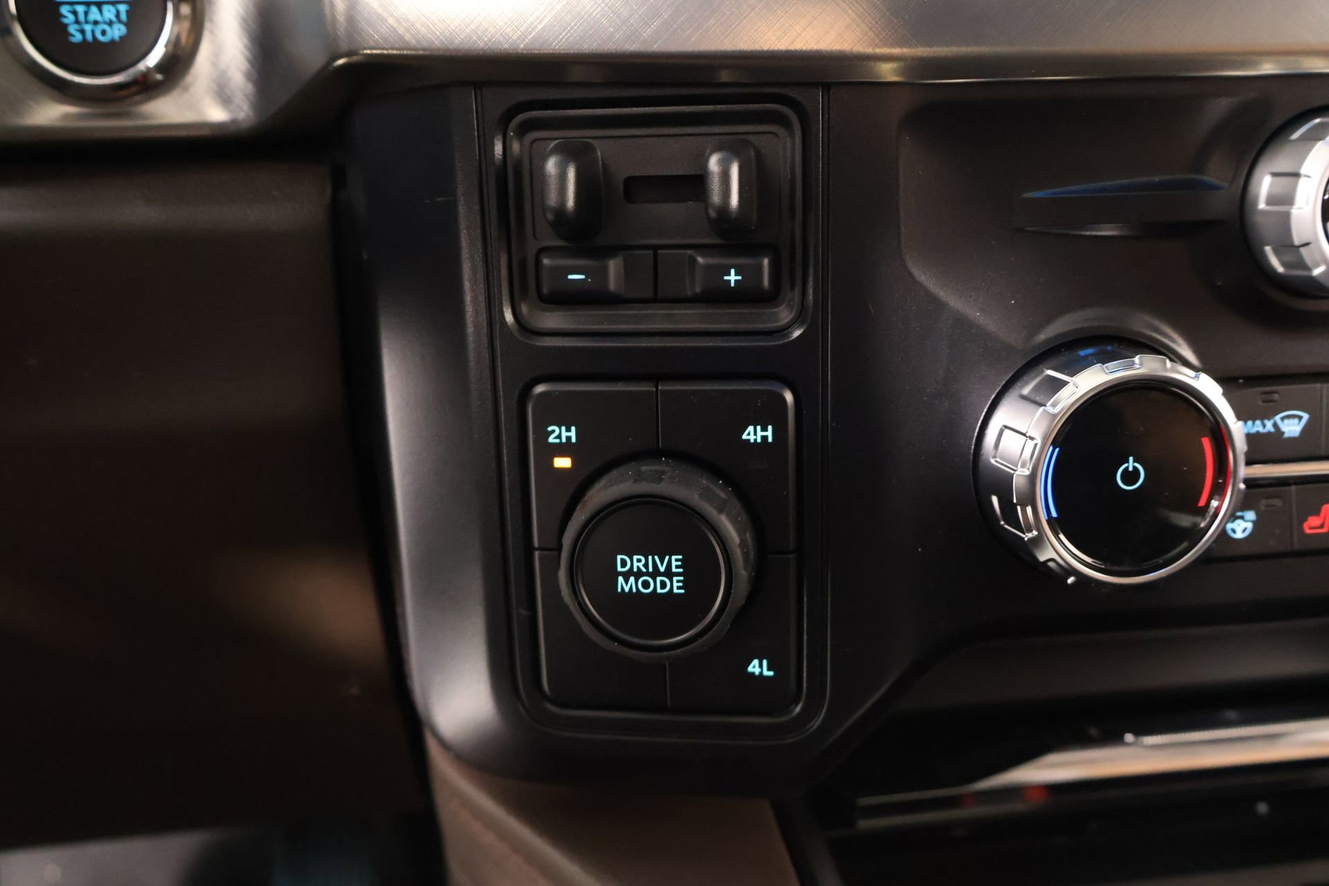 Used 2026 Ford F350 King Ranch AWD/4WD image 9