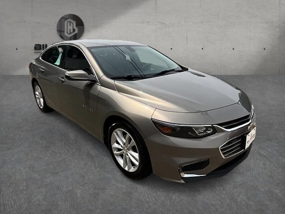 Used 2018 Chevrolet Malibu LT FWD image 4