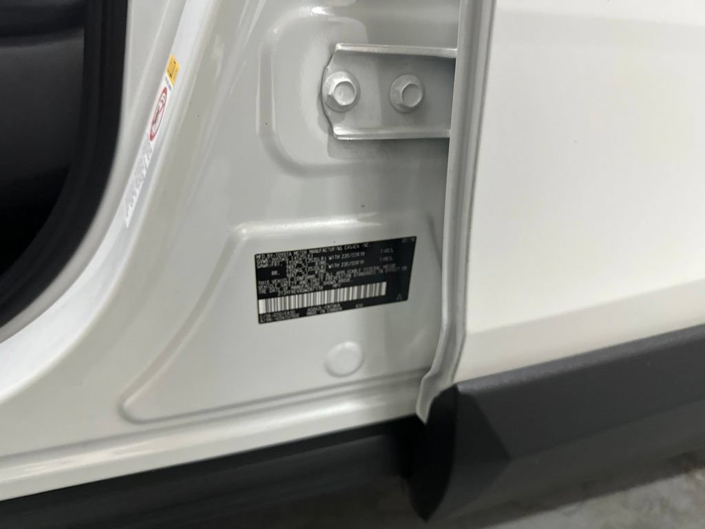 Used 2016 Toyota RAV4 Limited FWD image 65