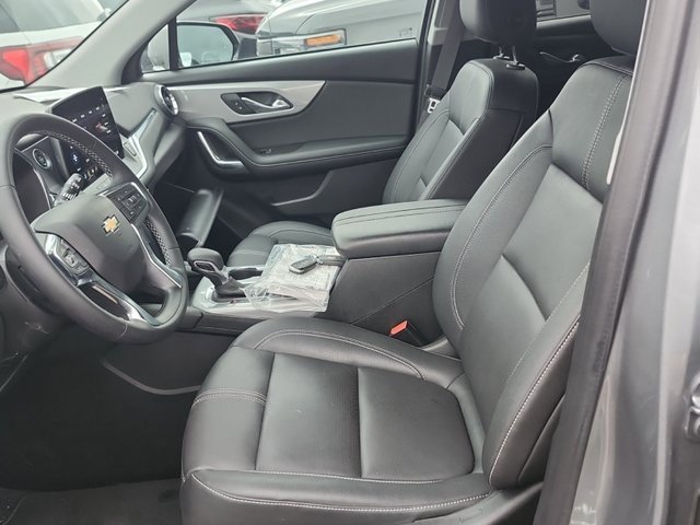 Used 2024 Chevrolet Blazer LT image 5
