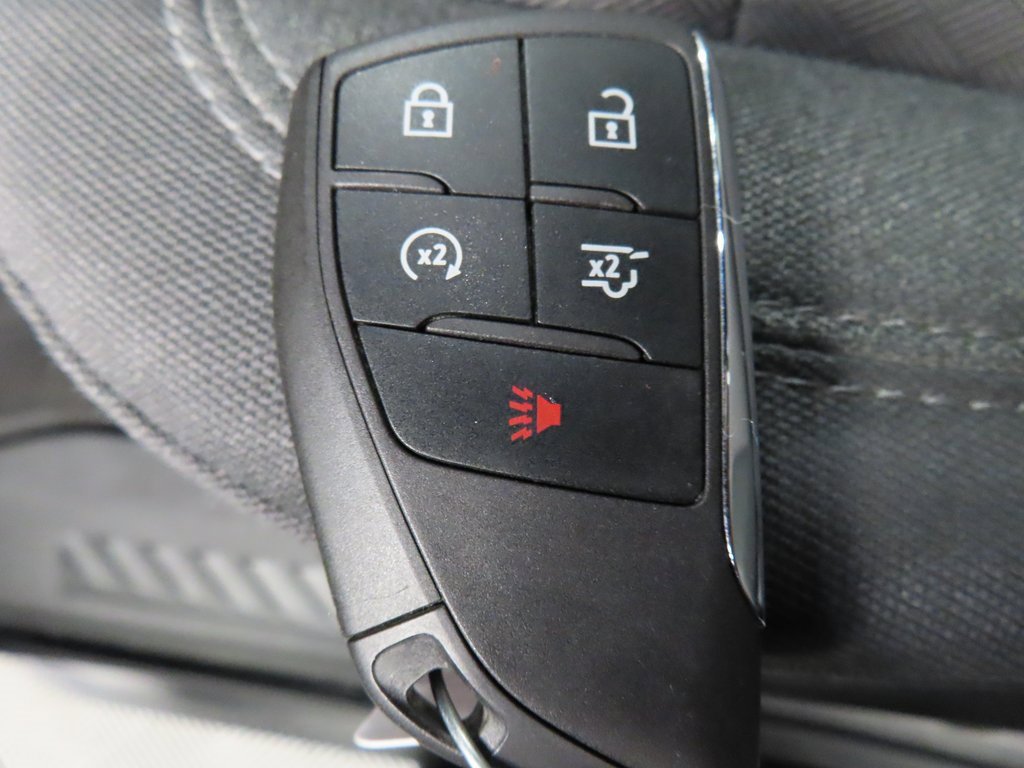 Used 2023 GMC Yukon SLE image 58